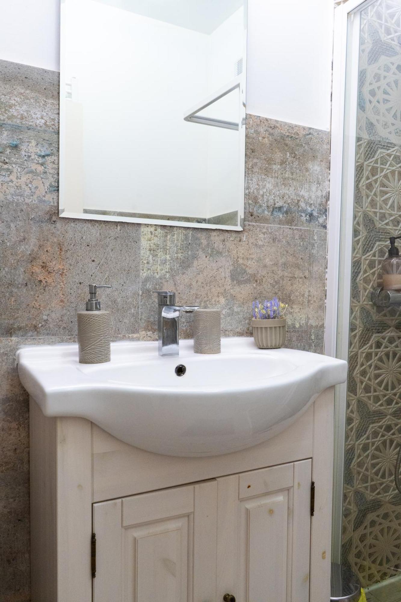 Alexis Spacious Classic Apartment Mamaia Esterno foto
