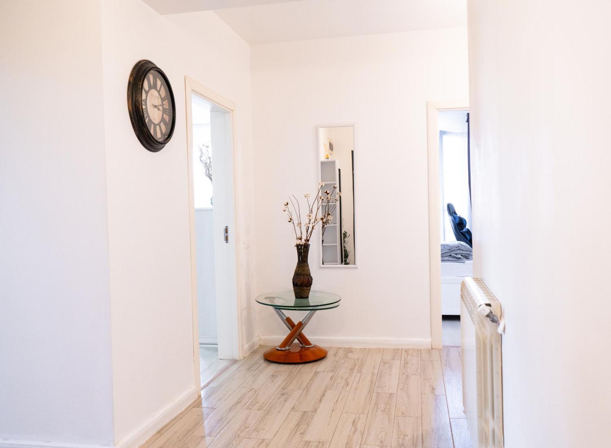Alexis Spacious Classic Apartment Mamaia Esterno foto