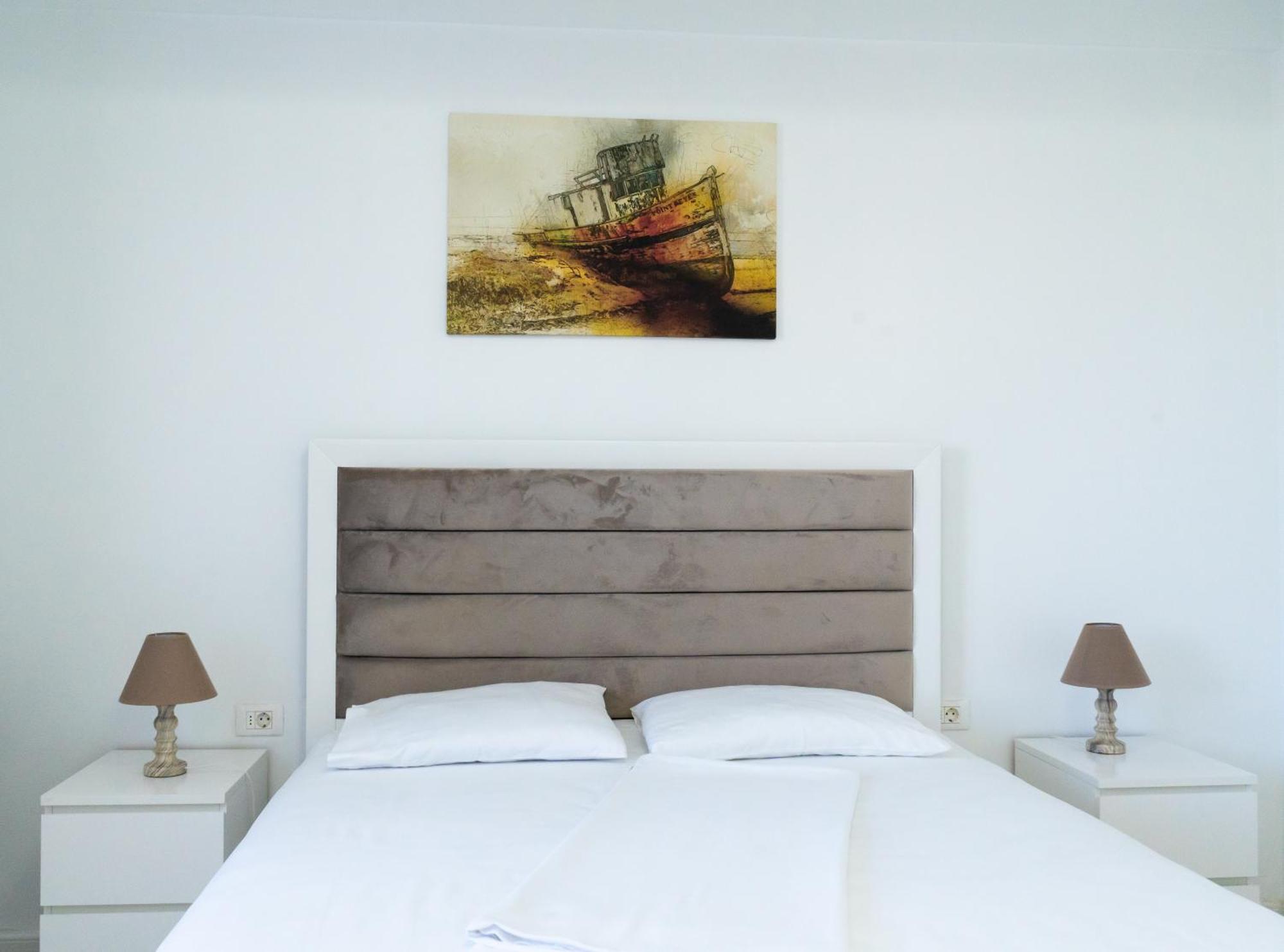 Alexis Spacious Classic Apartment Mamaia Esterno foto