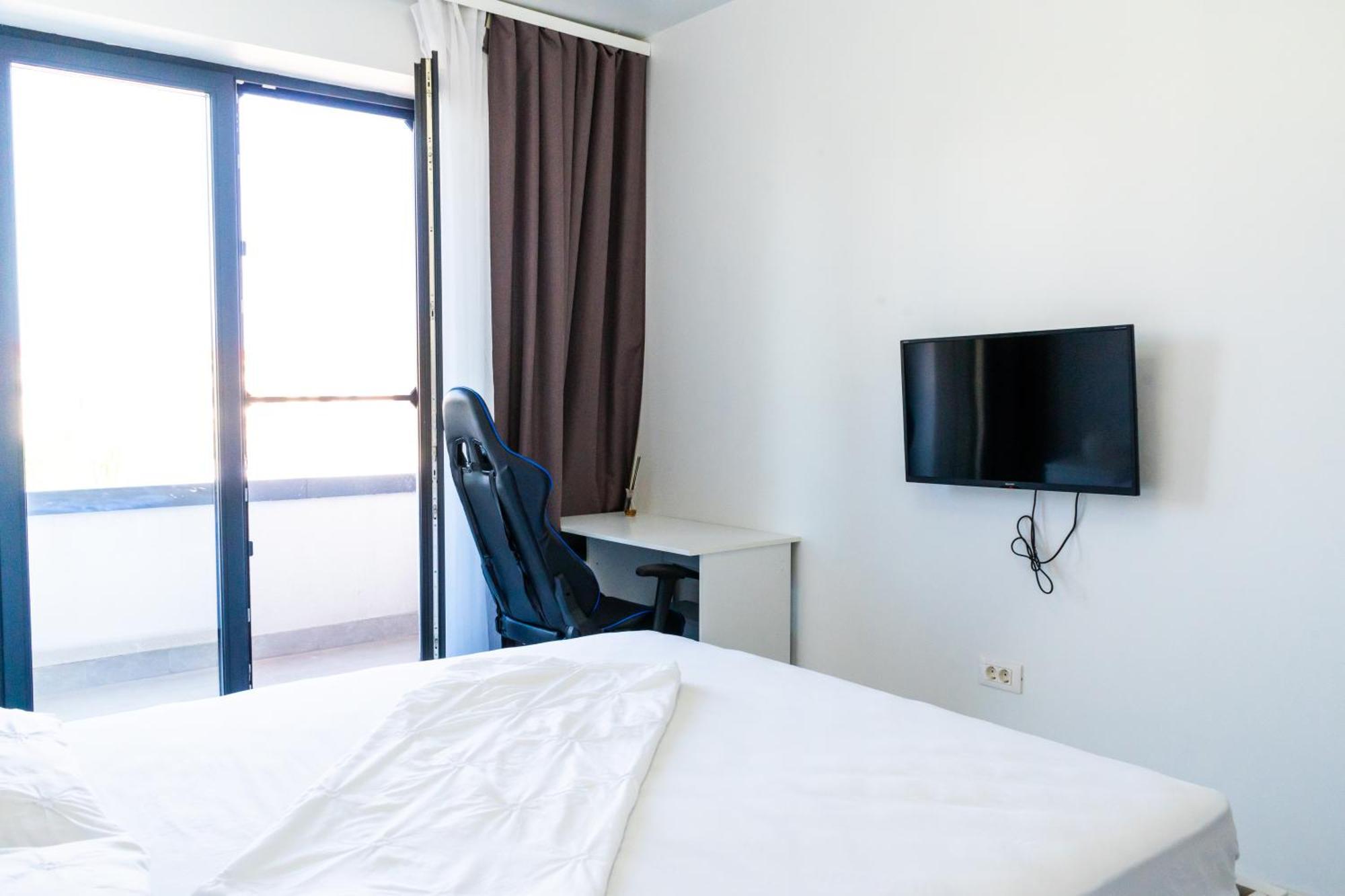 Alexis Spacious Classic Apartment Mamaia Esterno foto